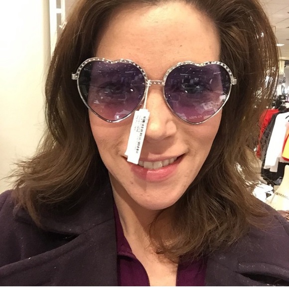 Meet your Posher, Jill - Picture 1 of 1